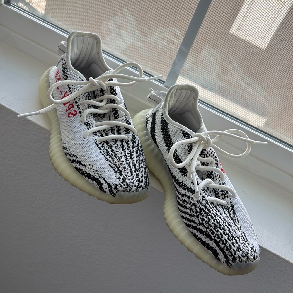 Yeezy Boost 350 Zebra Size 4.5